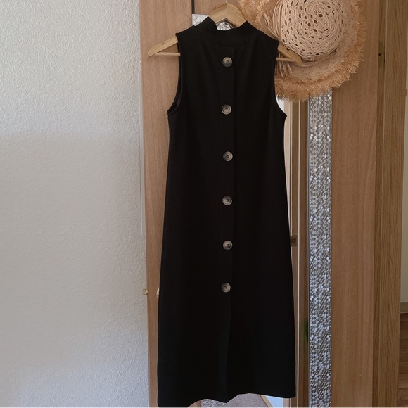 NET Collection Dress_Small - Picture 2 of 3